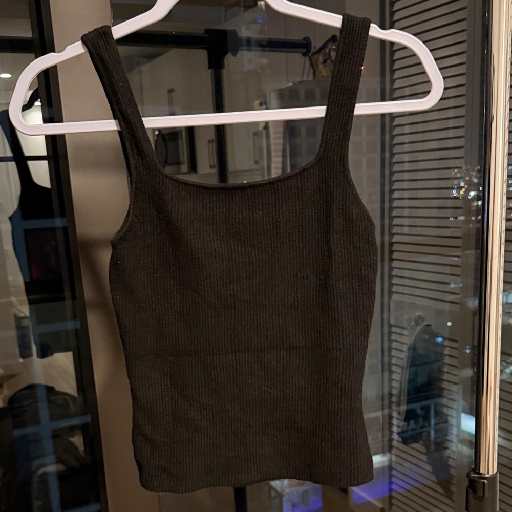 Women's Black knit Ribbed Tank Top